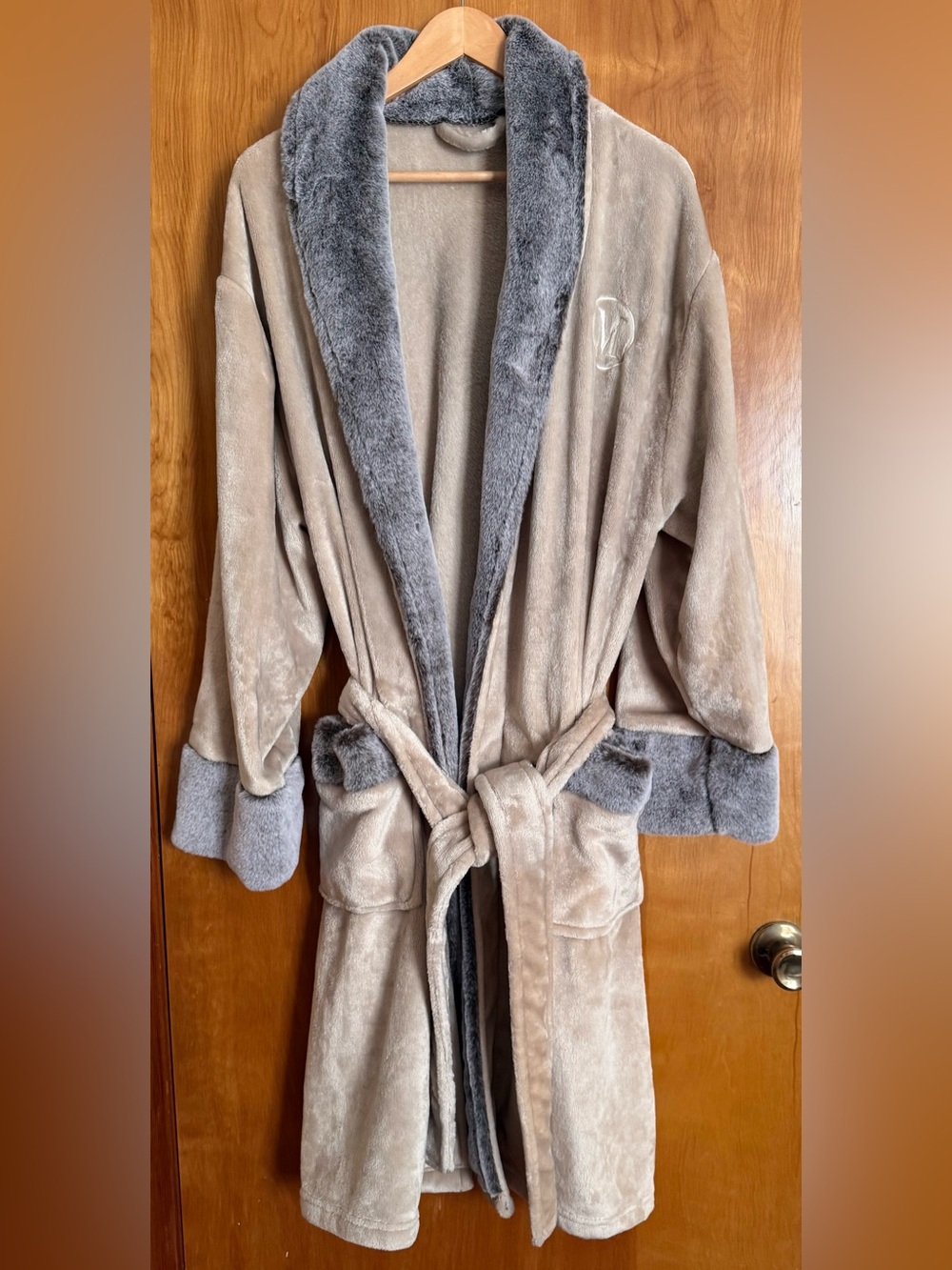 Women’s Plush Two-Tone Faux Fur Bathrobe in Taupe and Gray with tie belt